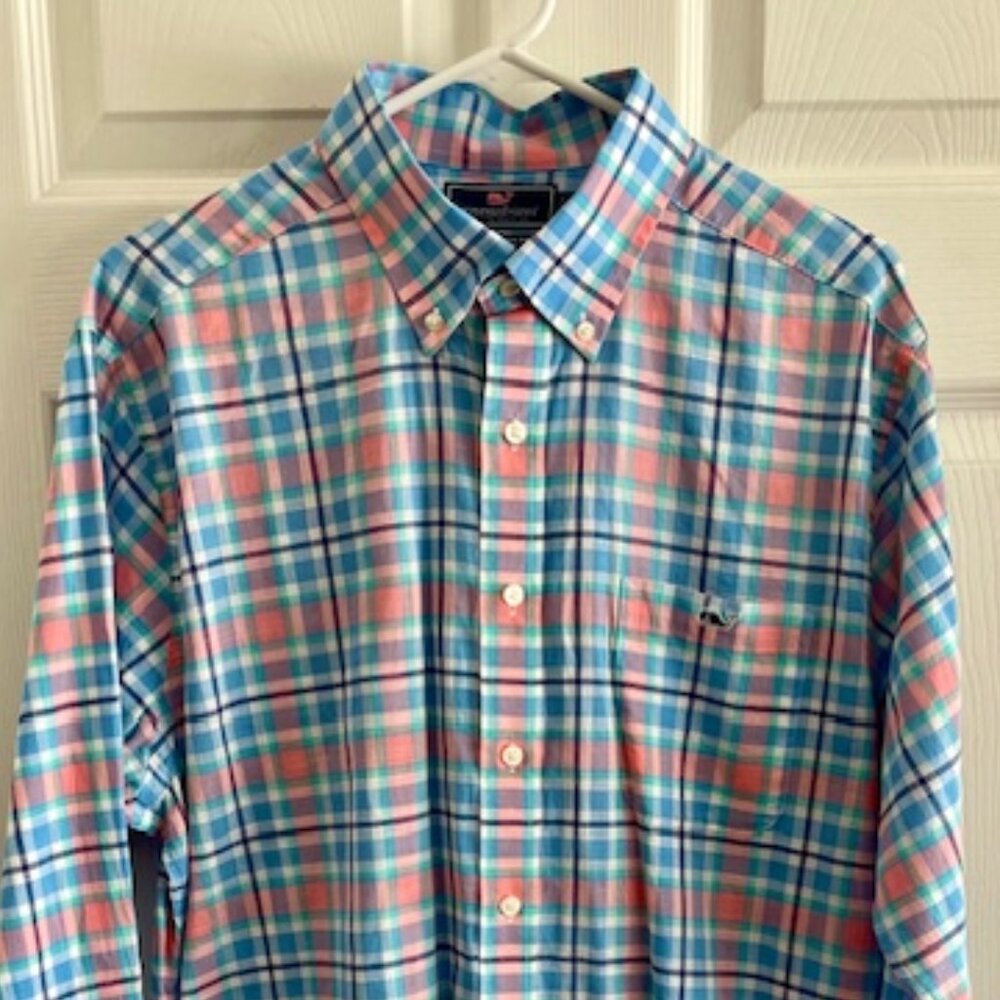VINEYARD VINE LONG SLEEVE BUTTON UP SIZE LARGE